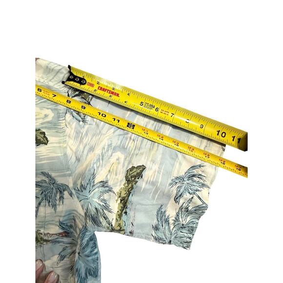 Roundtree & Yorke Silk Shirt Mens Medium Beach Coastal Ocean Palm Trees Hawaiian - Picture 4 of 6